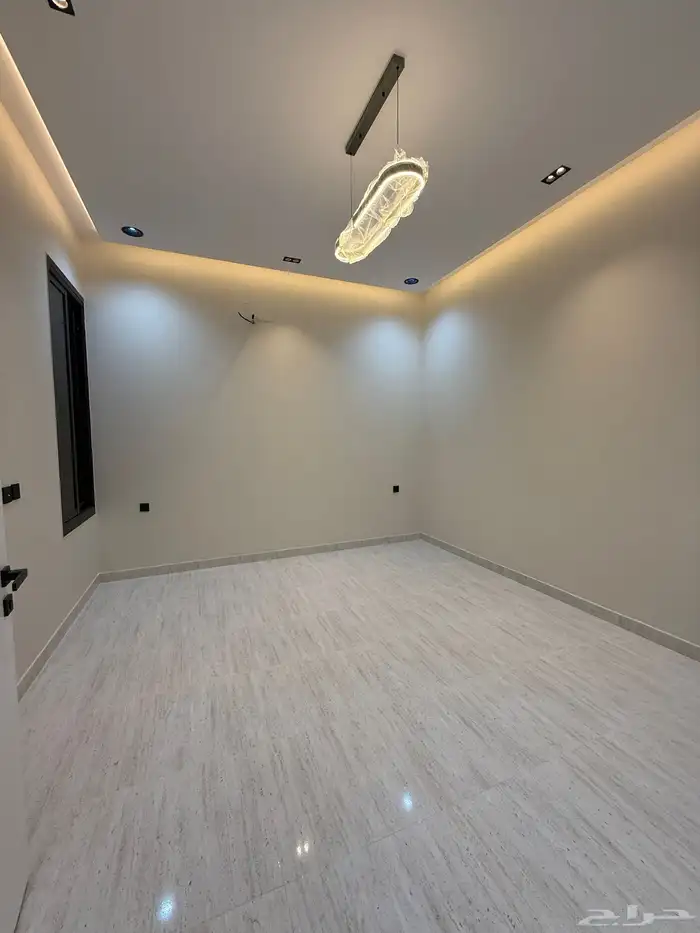 للبيع شقق ارضيه وعلويه تشطيب ممتاز بدره الموسي 34