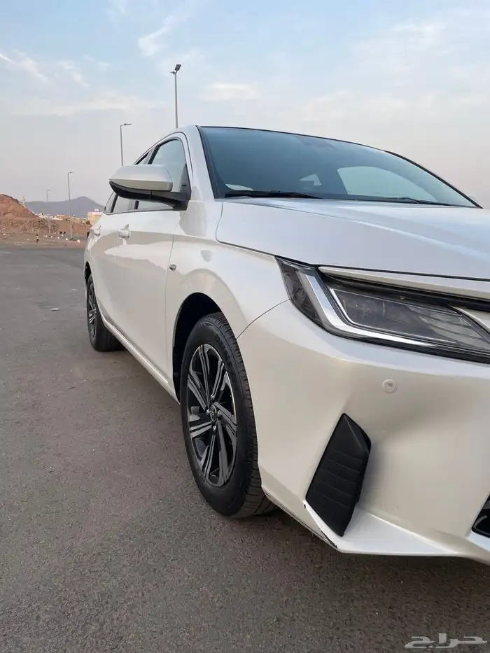 للبيع يارس واي بلس 2023 5