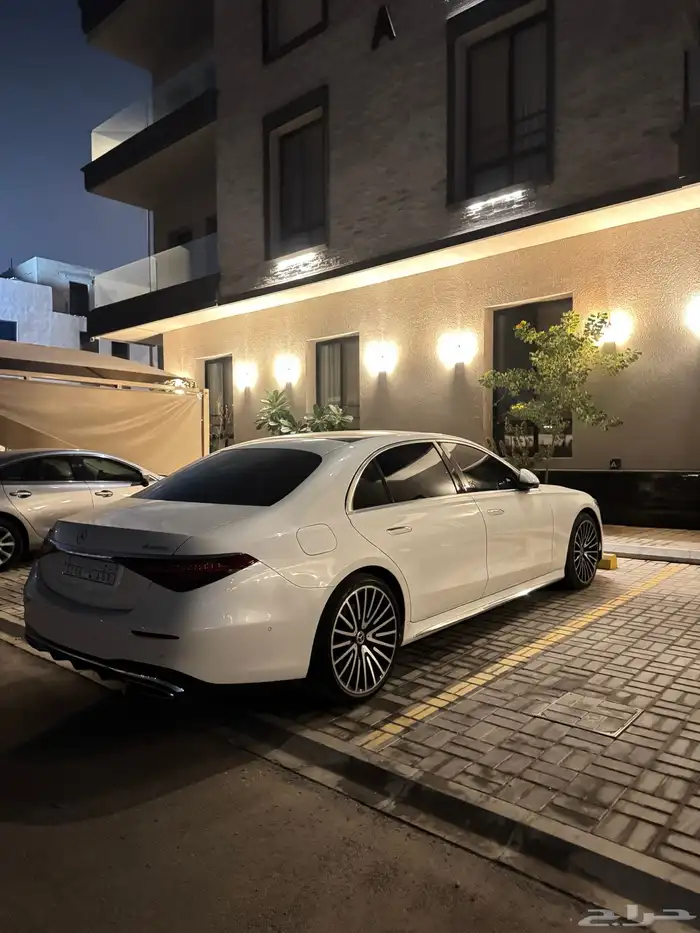 مرسيدس اس كلاس 2022 3