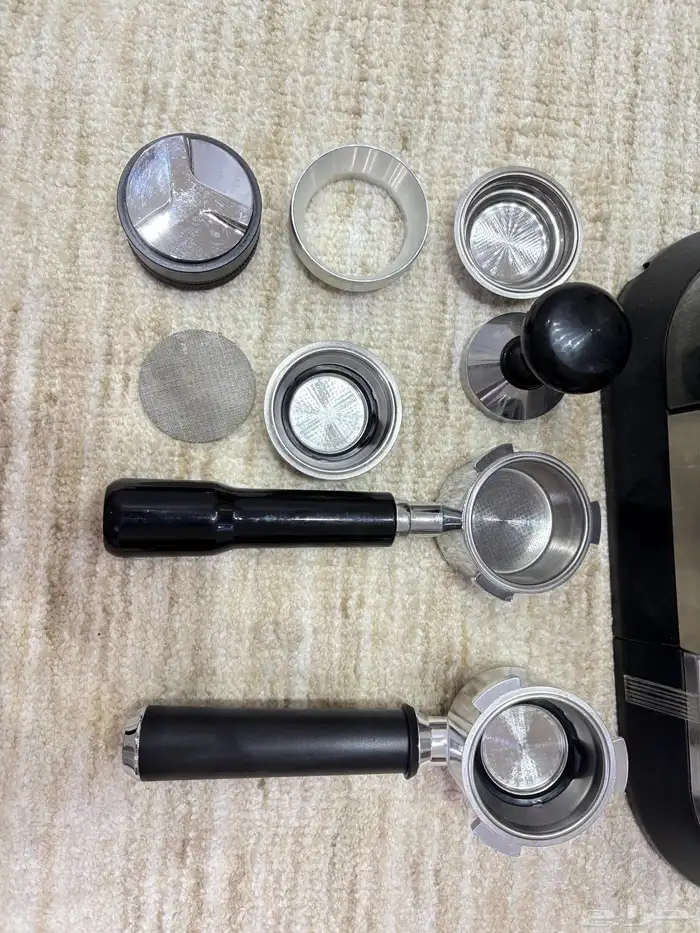 مكينة delonghi 1