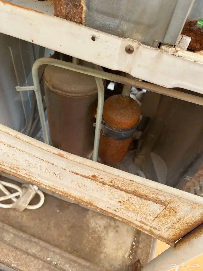 عدد مكيفين البيع مع بعض السعر 1400 3