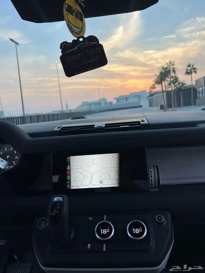 ديفندر 2023 SE P300 24