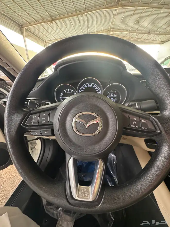 مازدا ستاندر لؤلوي 11