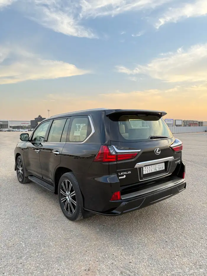 لقزز 2021 اسود 3