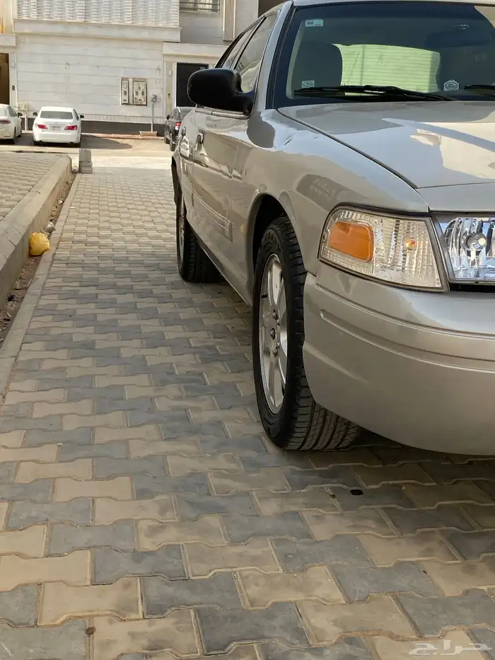 فورد كراون فكتوريا 2011 سعودي 2