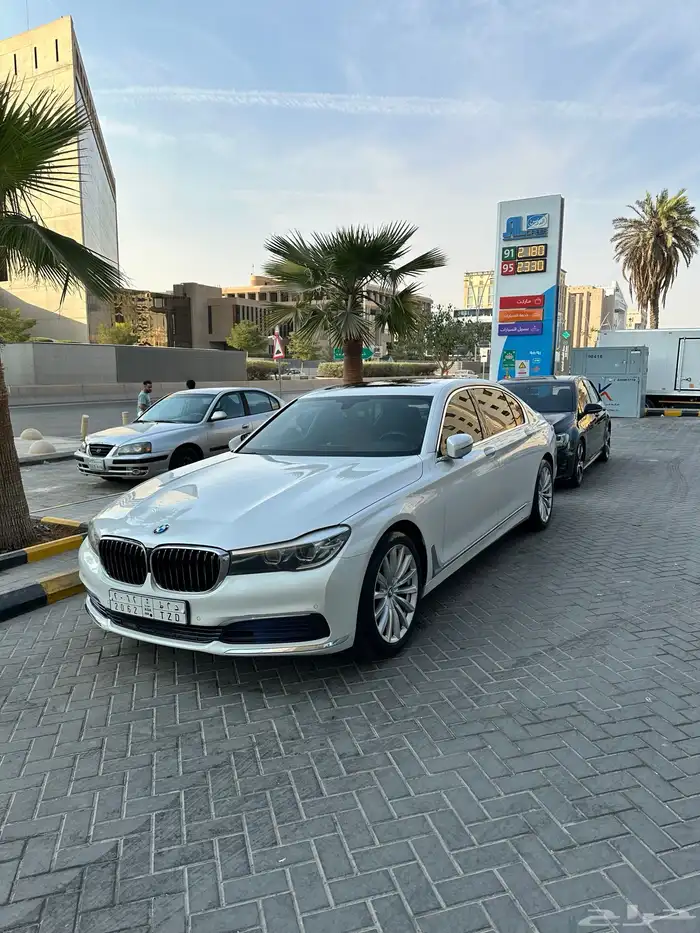 BMW 730 li 0