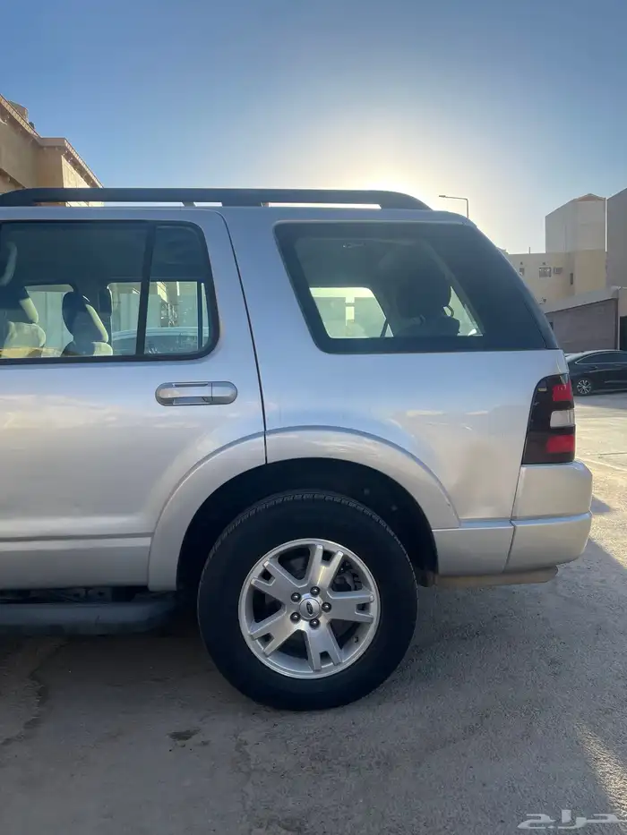 اكسبلورر 2010 5