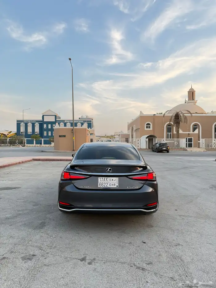 لكزس ES250 2024 2