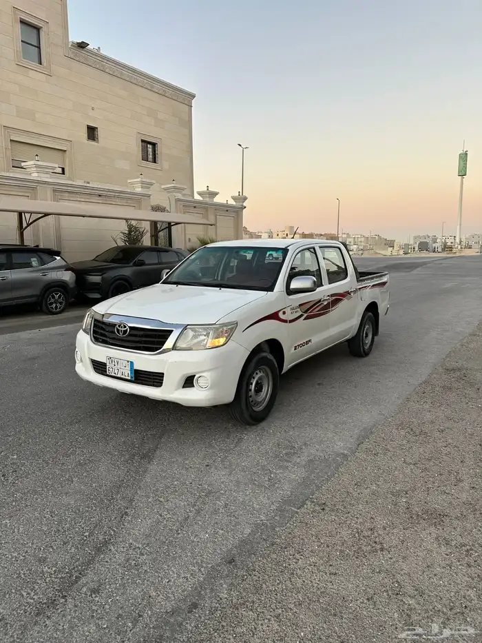 هايلوكس 2012 5