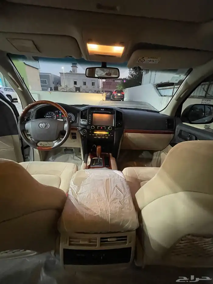 لاند كروزر موديل 2014 11