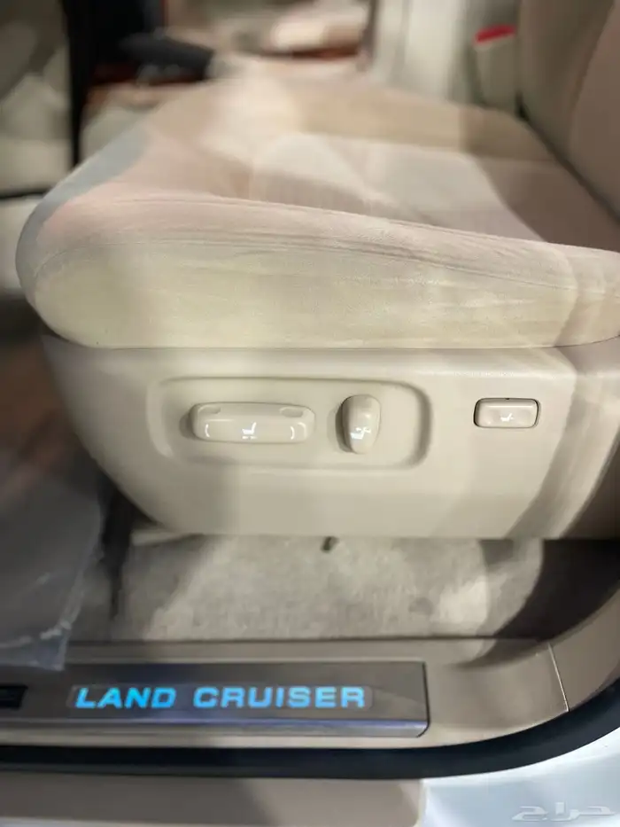 لاند كروزر موديل 2014 18