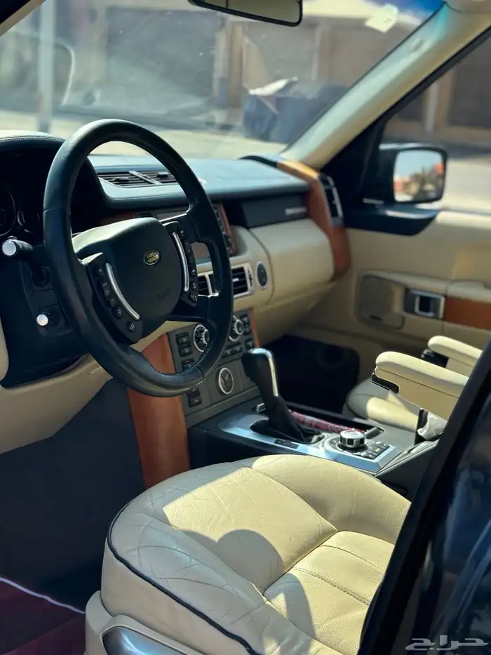 رينج روفر HSE 2008 نظيف للبيع 6
