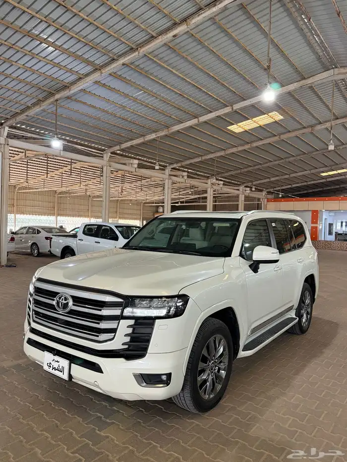 لاندكروزر 2024 2