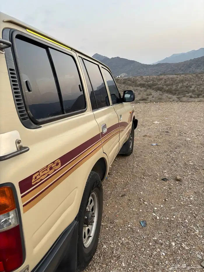 صالون للبيع موديل 93 7