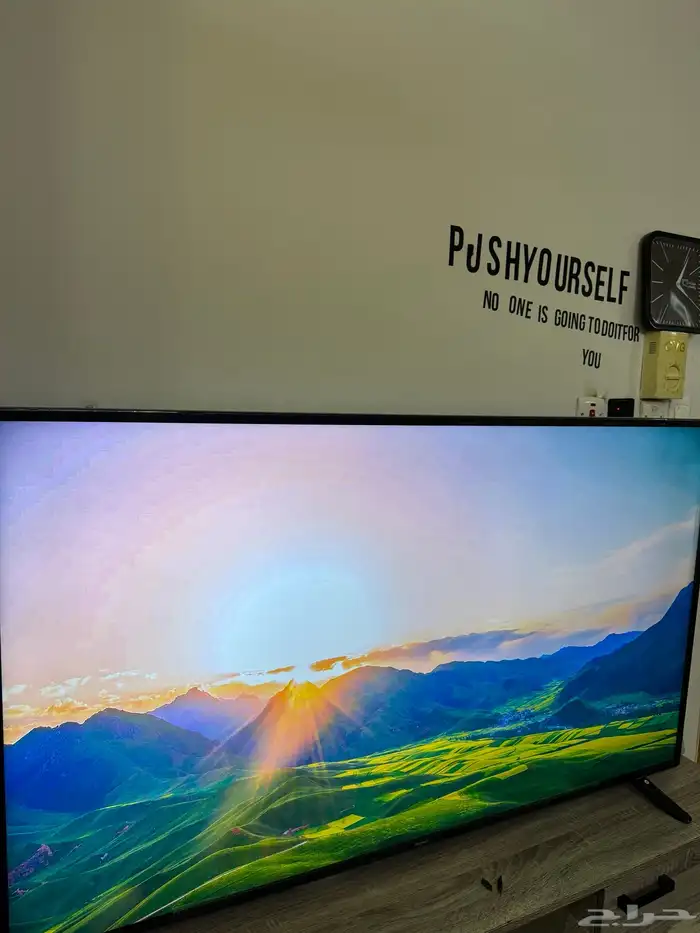 شاشة تلفزيون 1