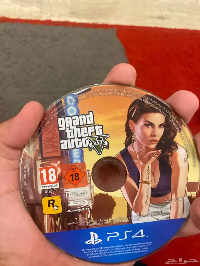 شريط قراند 5 نسخة سوني فور يشتغل على سوني 4 وسوني 5 0