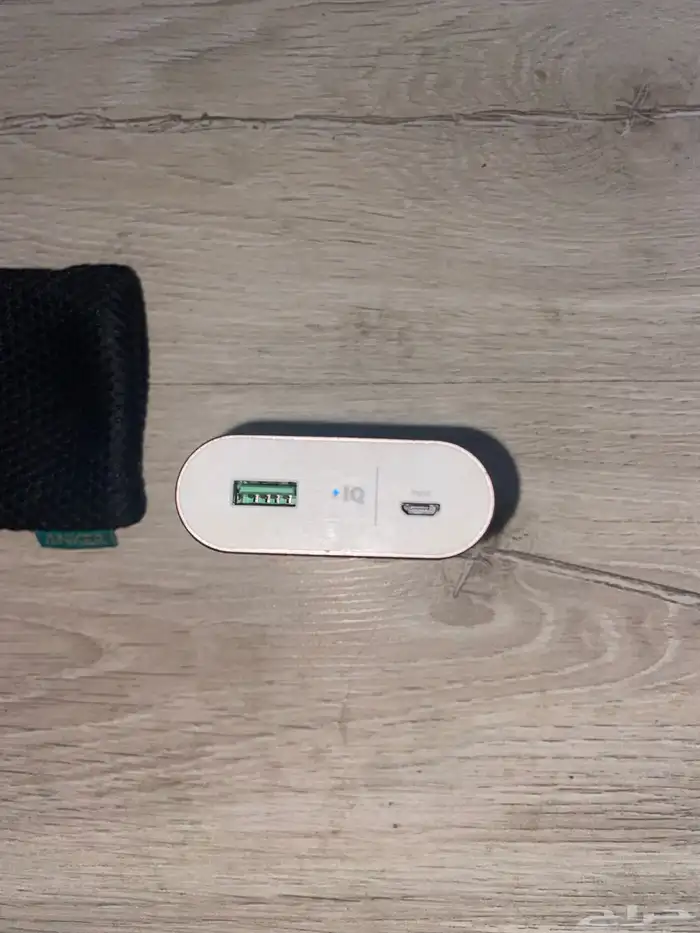 شاحن انكر وردي للبيع 1