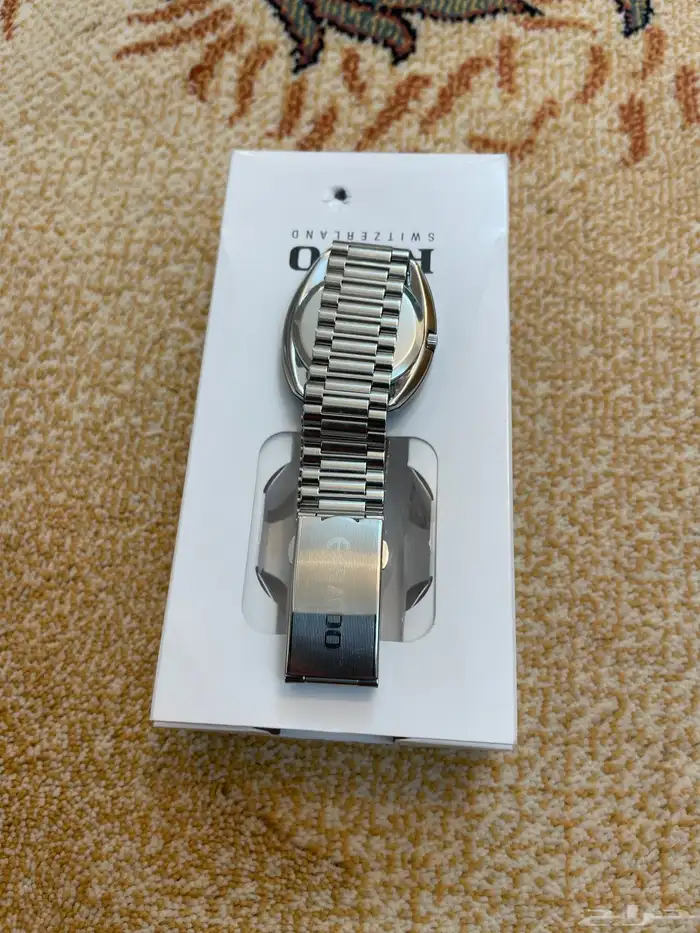 للبيع ساعه رادو دايستار لون فضي مستخدمه 12