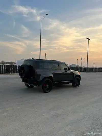 ديفندر 2023 SE P300 index