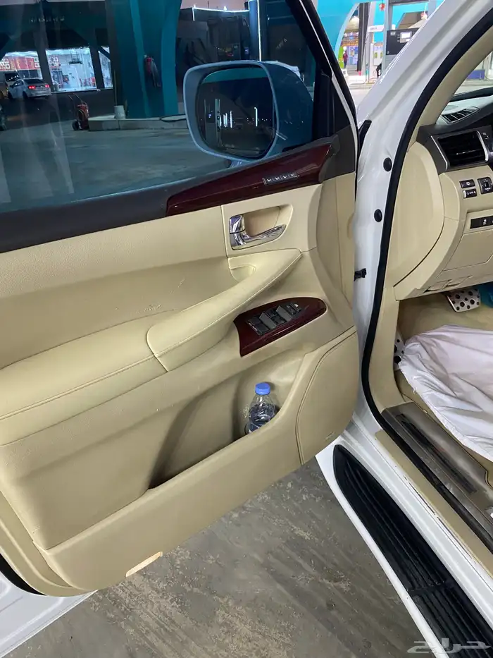 لكزس للبيع 6