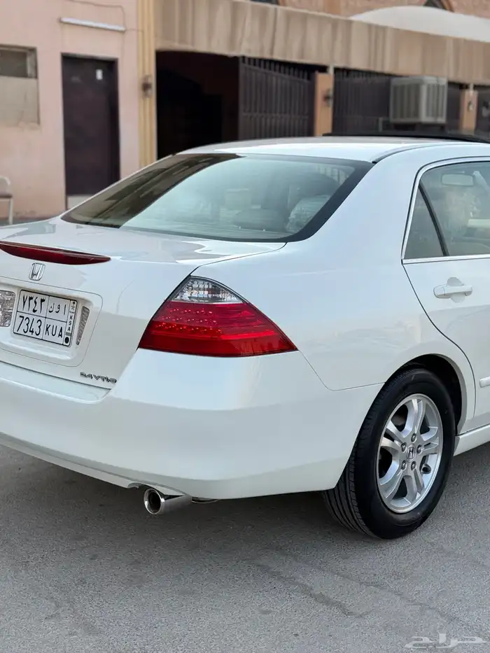 هوندا اكورد 2006 فل كامل جلد (تم البيع) 17