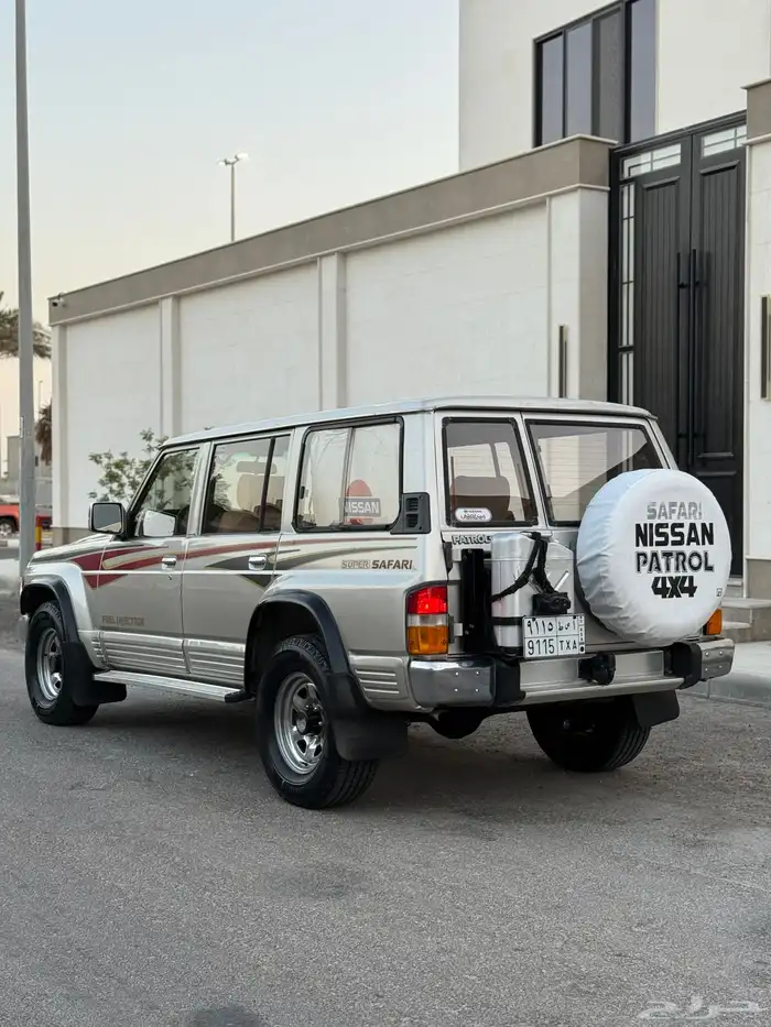 نيسان باترول 1992 18