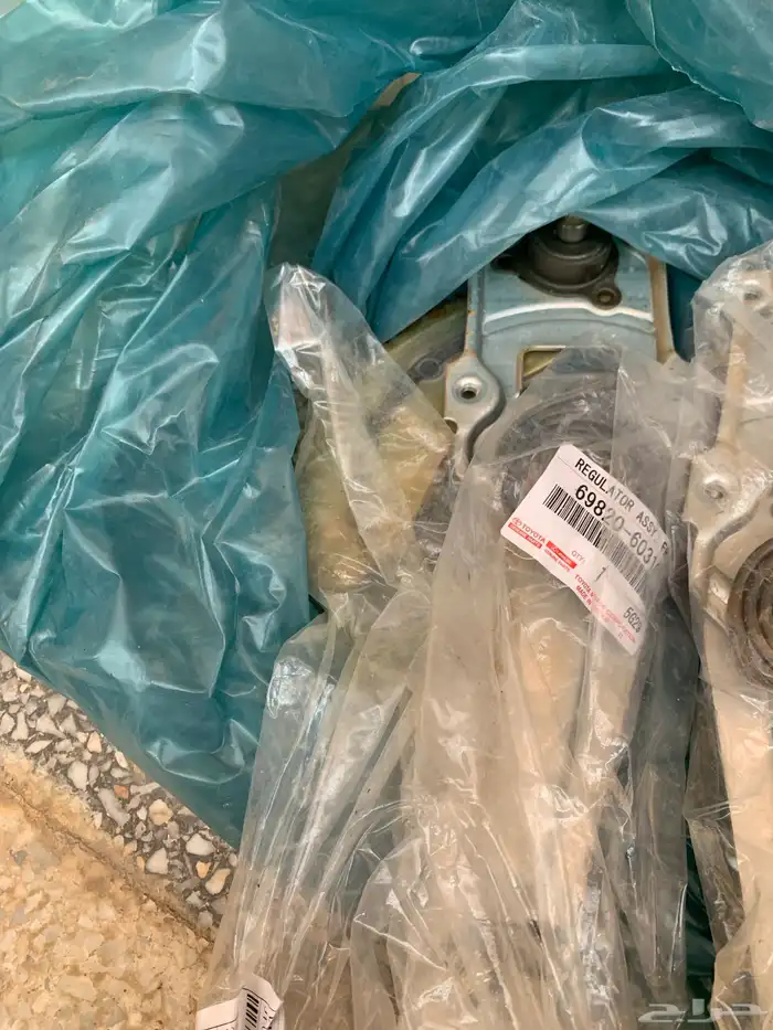 قطع وملحقات كاملة وقزاز اصلي شاص وربع بدون مثلث جديد 5