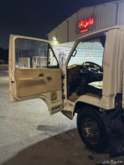 قلاب ايسوزو 1990 على الشرط ديزل index