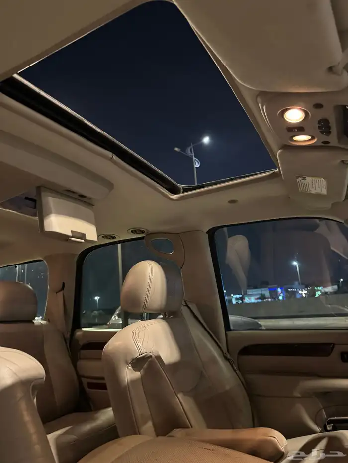 كادلاك اسكاليد 2006 نظيف للبيع 10