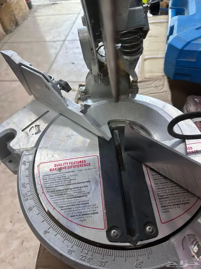 منشار زاويه 9 بوصه مستخدم نظيف 2