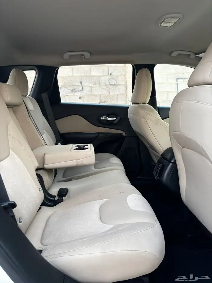 جيب شيروكي 2016 بدي وكاله سبورت 16