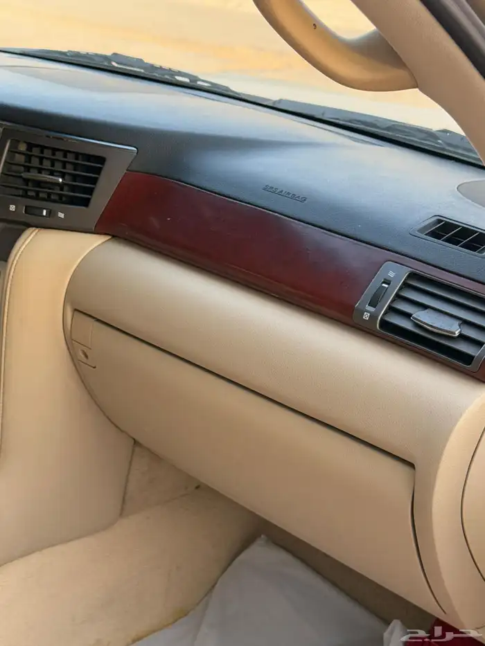 جيب لكزس LX570 موديل 2009 فل كامل 26