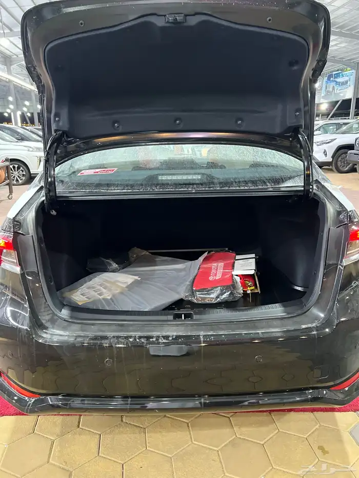 تويوتا   كورولا XLiفتحة 2.0 بنزين2025 جديد سعودي 85.650شامل 25