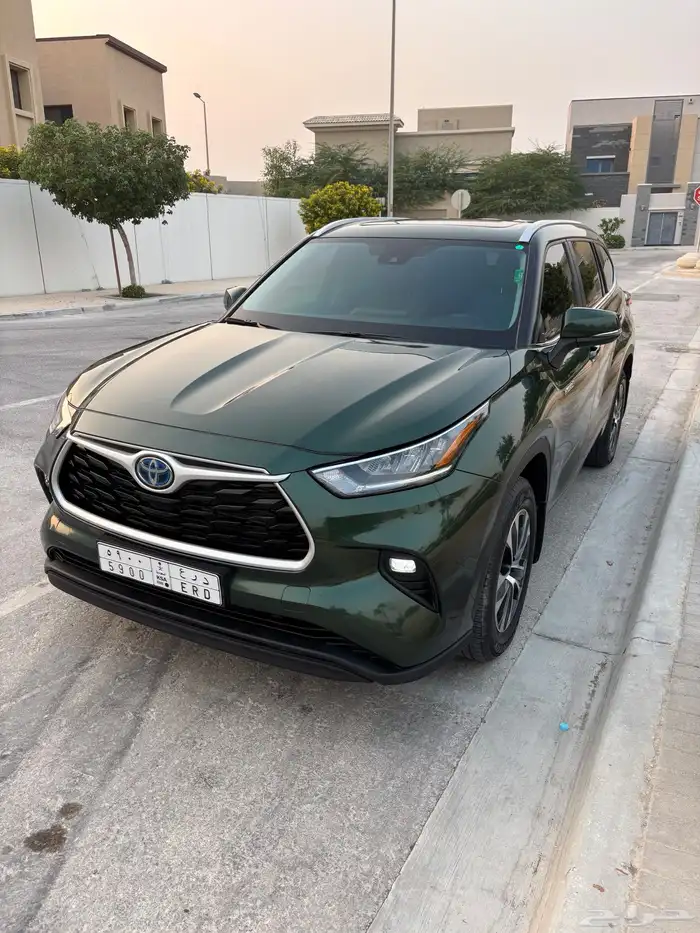 للبيع تويوتا هايلاندر اخو الجديد وكاله وممشى قليل موديل2023 15