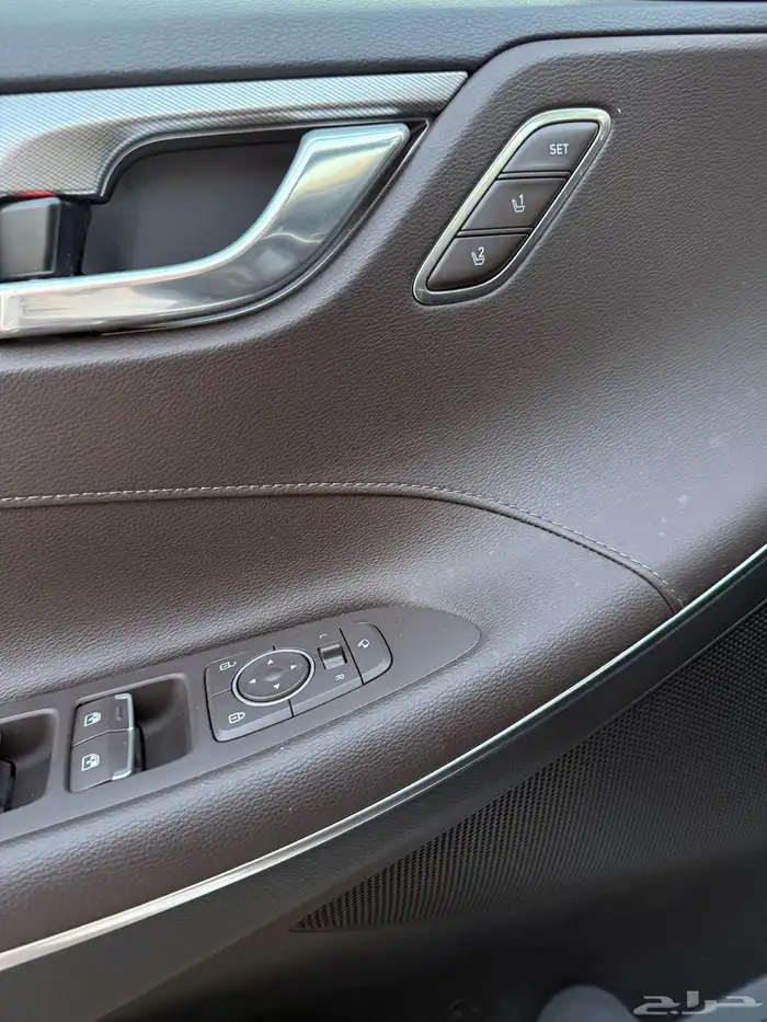 ازيرا 2023 بنورما فل كامل بحالة الوكاله للبيع 20