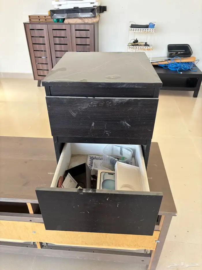 اثاث للبيع وثلاجة صغيرة 6