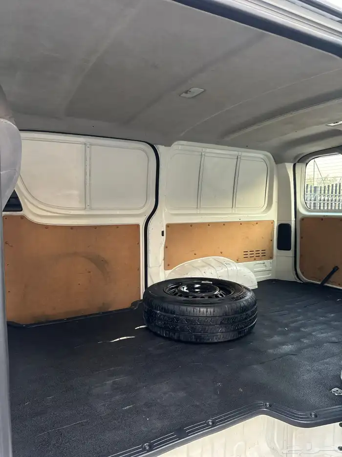 تويوتا باص بضاعه موديل 2019 سعودي قير عادي ديزل 11