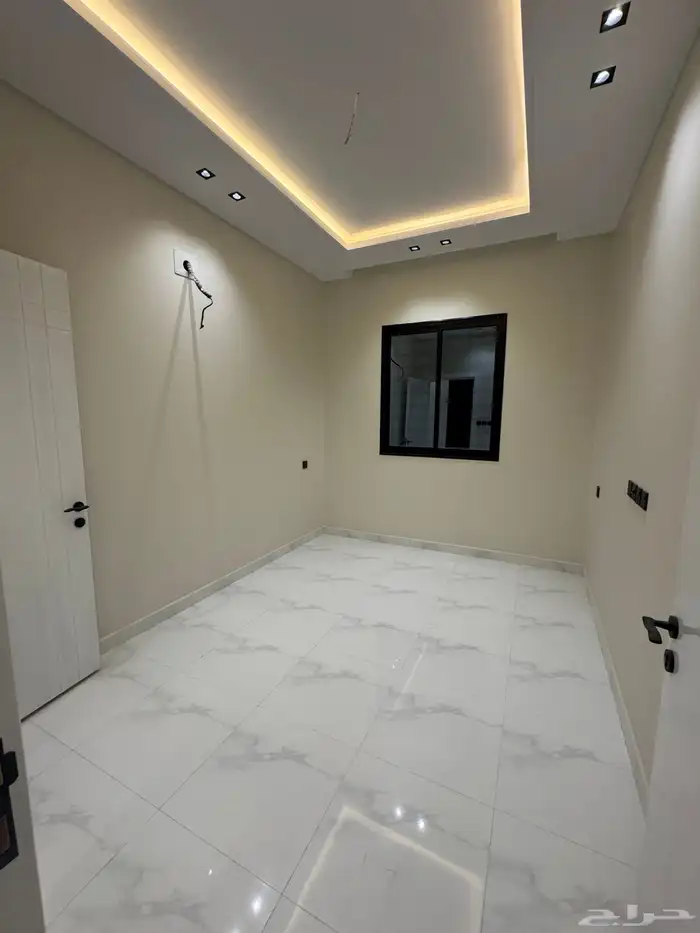 للبيع بمدينه أبها حي البديع شقه تمليك علوي ب480 الف 5