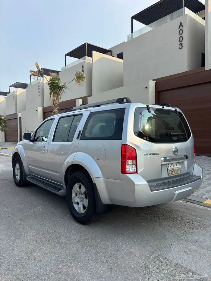 نيسان باثفاندر 2010 4
