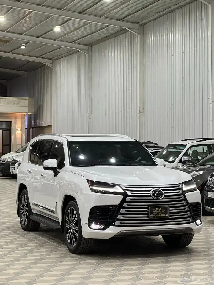 لكزس 2024 LX 600 فل كامل 1