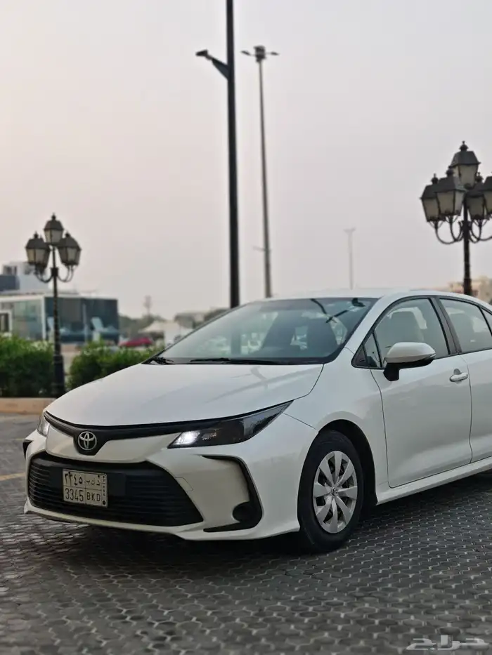 كورولا وكاله عداد 60 الف فقط 6