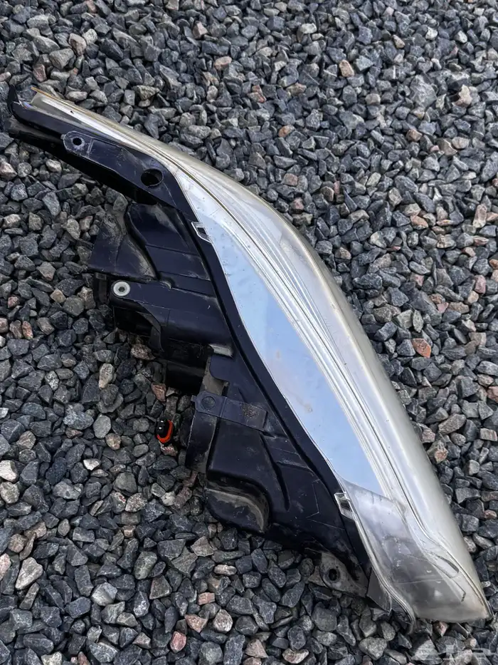 نور كامري 2017 و 16 يسار وكاله مستخدم 1