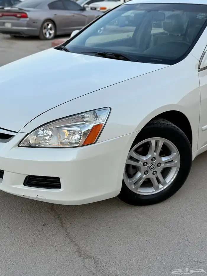 هوندا اكورد 2006 فل كامل جلد (تم البيع) 2