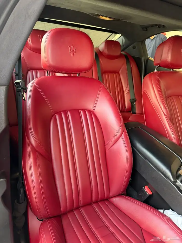 مازراتي جيبلي Q4 12