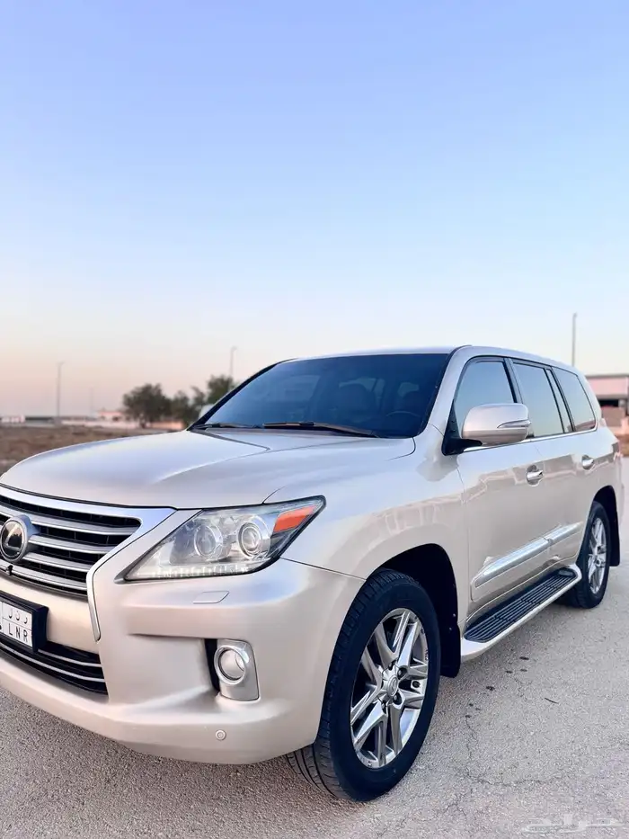 حيب لكزس 2013 فل كامل سعودي شرط 1