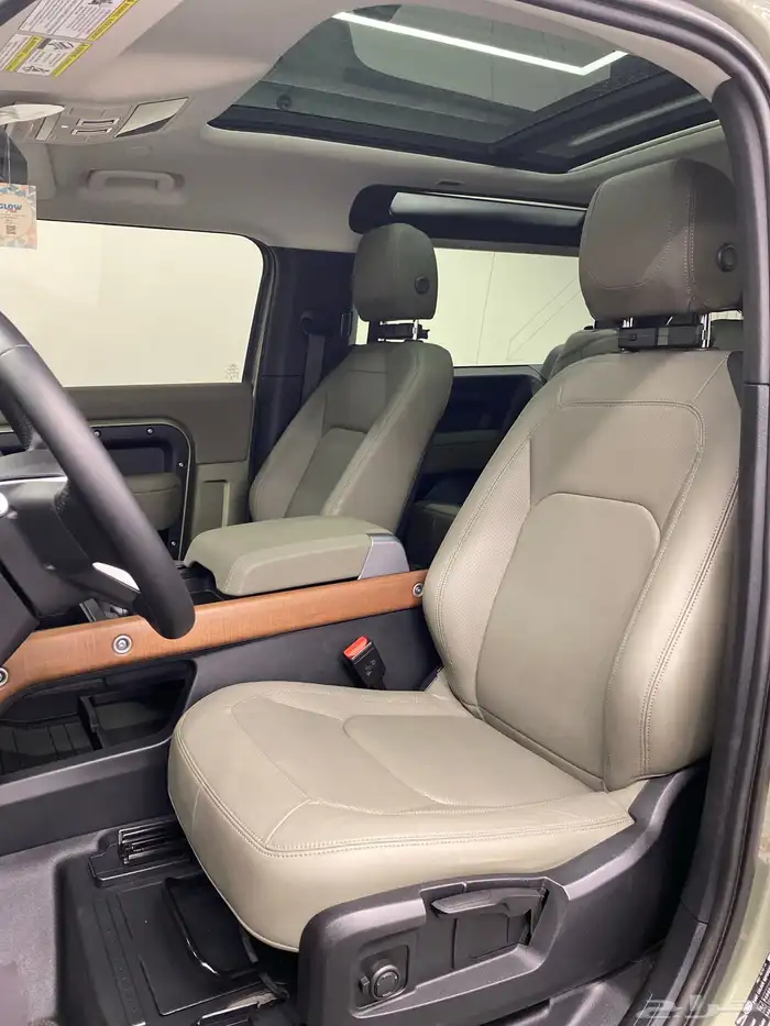 لاندروفر ديفندر 90 12