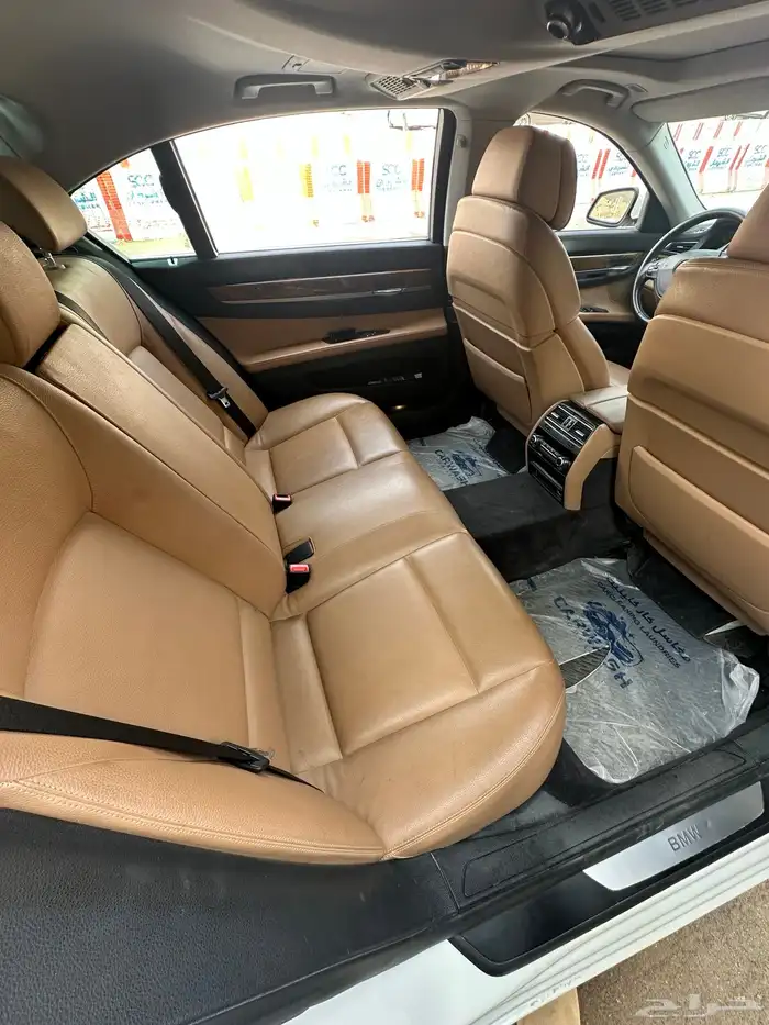 BMW 730 li 2010 نظيف 3