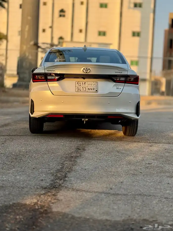 للبيع تويوتا يارس ((Y plus)) 2024 ((ممشى 12 ألف)) 10