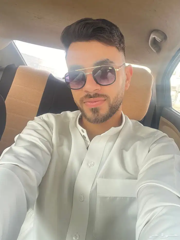 موديل إعلانات احترافي. خبرة بالمجال 11