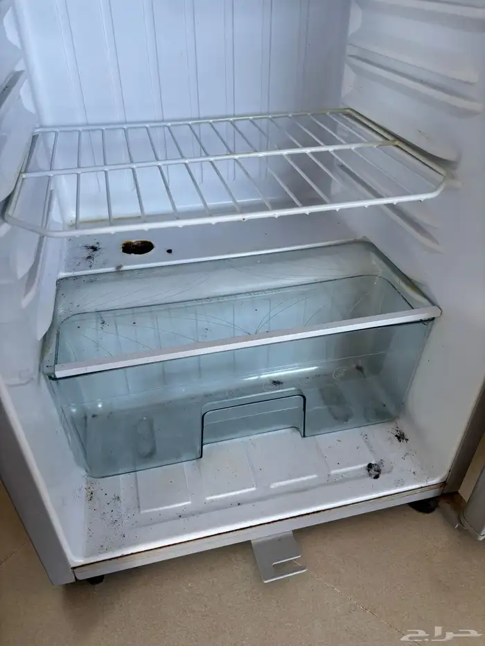 اثاث للبيع وثلاجة صغيرة 13